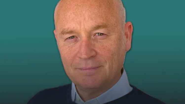 Immagine per 382 - Perché scatti quella foto che non riguarderai? Con Nicola Zamperini al Digital Detox Festival