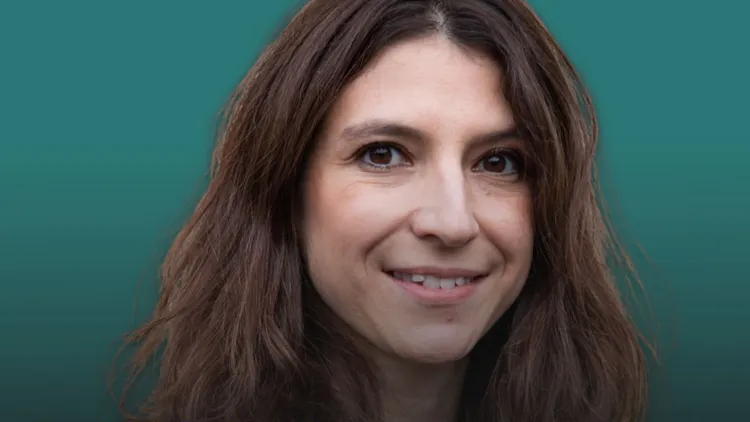 Immagine per 388 - Perché le bambine scienziate sono ancora un tabù? Con Laura Fedeli al Digital Detox Festival